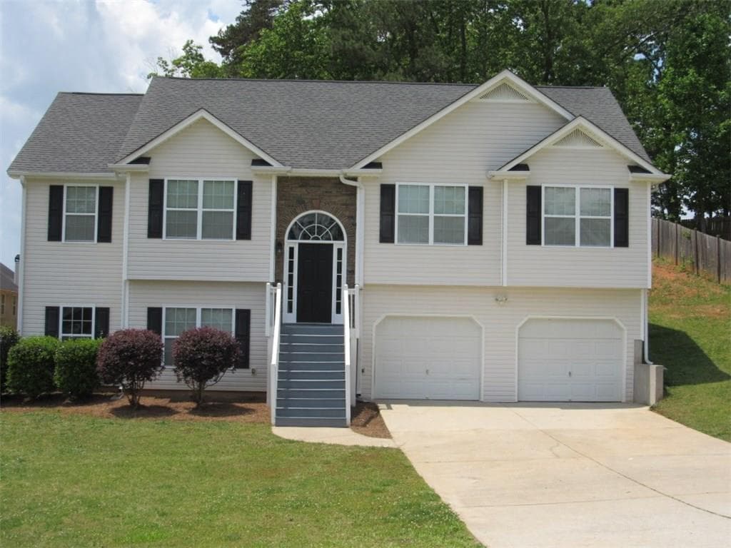 3 bedroom, 1,757 sq ft single family residence sold at 84 Sandstone Place, Douglasville, GA 30134