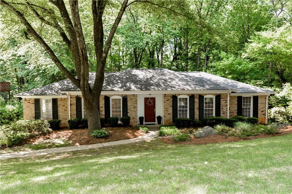 1285 Chaucer Lane, Brookhaven, GA 30319 — most recent listing photo