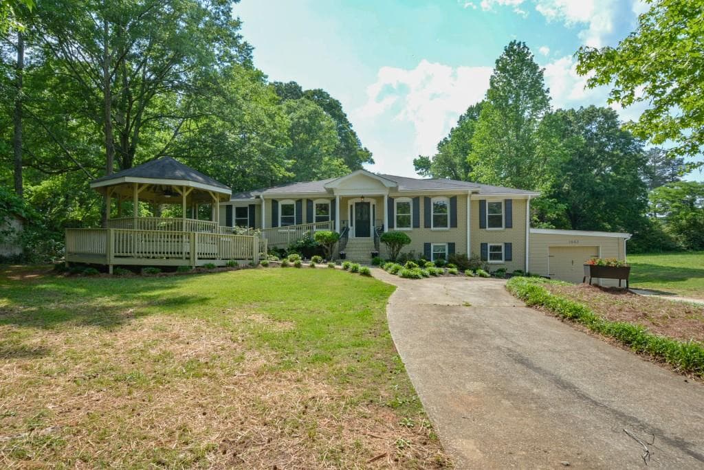 1663 Seayes Road, Mableton, GA 30126 — most recent listing photo