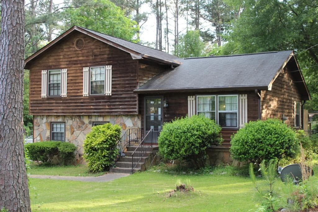 1274 Mountain Drive, Conyers, GA 30013 — most recent listing photo