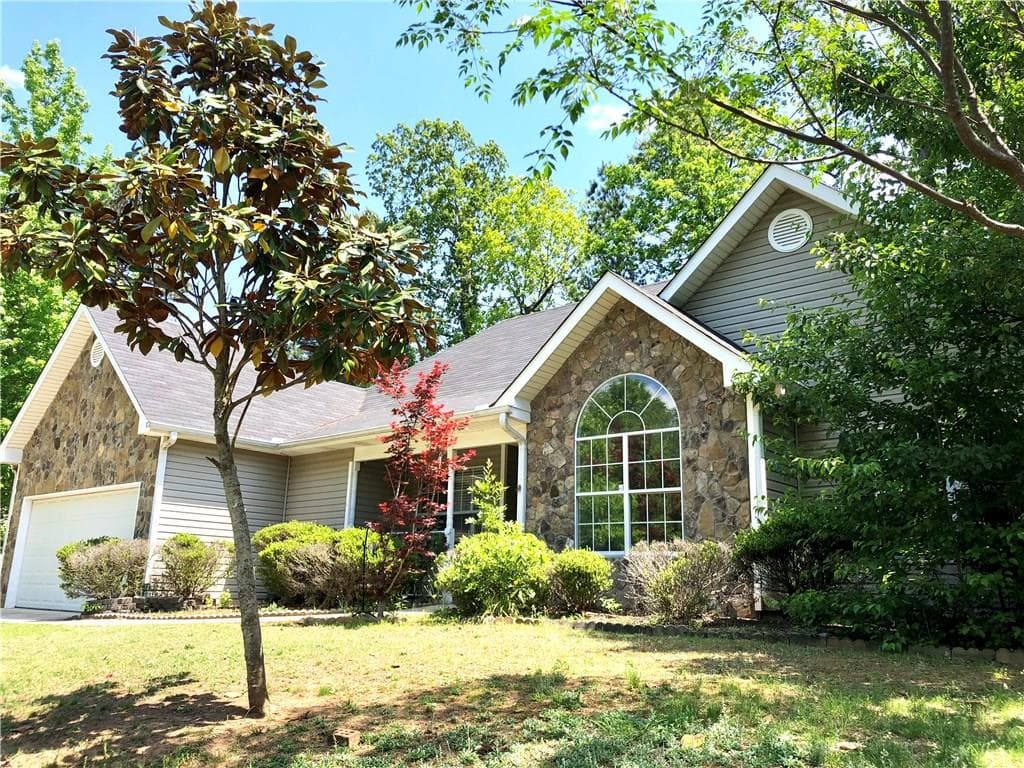 300 Thornbush Trace, Lawrenceville, GA 30046 — most recent listing photo