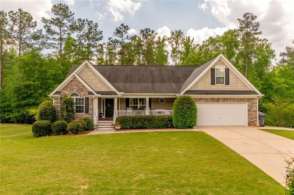 4 bedroom, 3,069 sq ft single family residence sold at 200 Cartee Way, Dallas, GA 30157