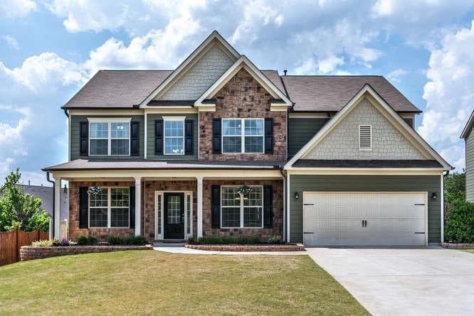 5 bedroom, 3,507 sq ft single family residence sold at 703 Independence Lane, Acworth, GA 30102
