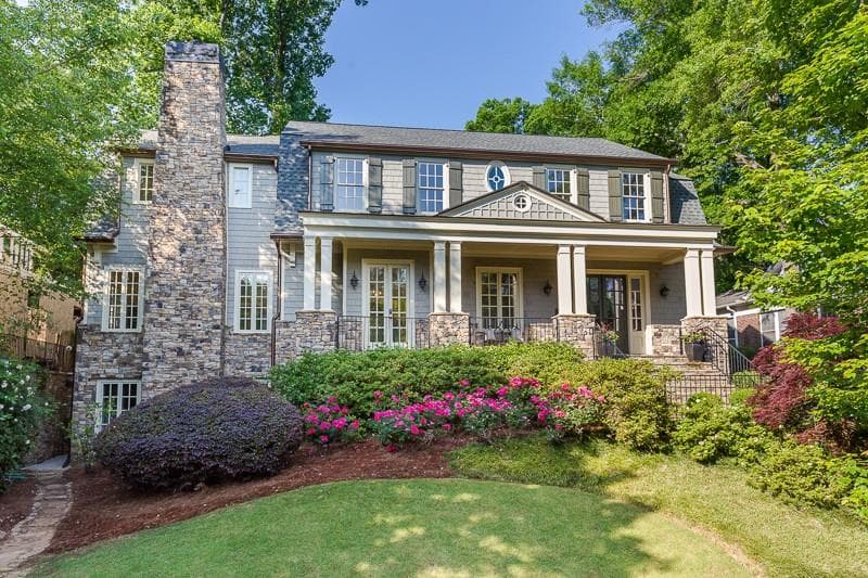5 bedroom, 5,996 sq ft single family residence sold at 827 Sherwood Road, Atlanta, GA 30324