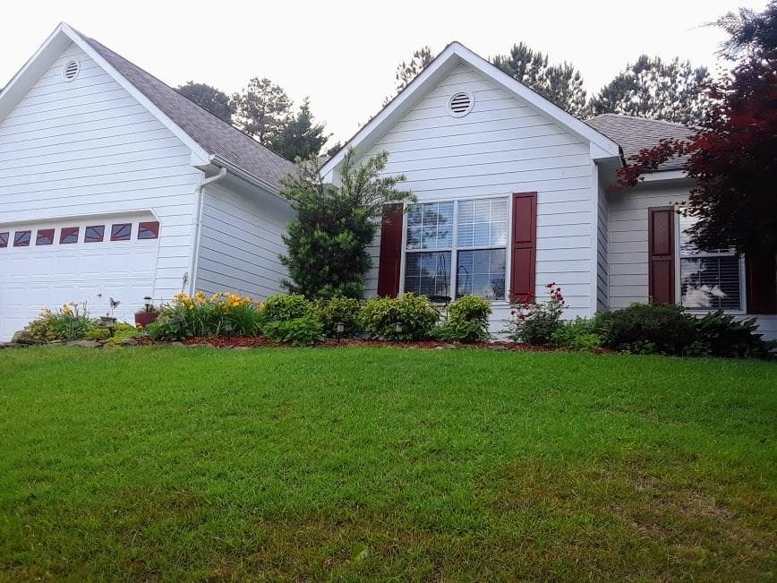 3 bedroom, 1,462 sq ft single family residence sold at 705 Allens Landing Drive, Lawrenceville, GA 30045