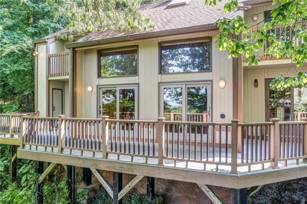 200 S Dale Avenue, Calhoun, GA 30701 — most recent listing photo