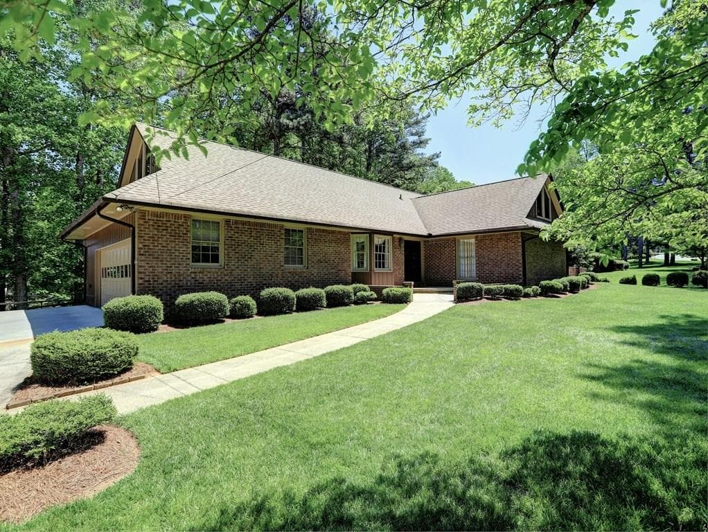 5279 Vernon Lake Drive, Dunwoody, GA 30338 — most recent listing photo
