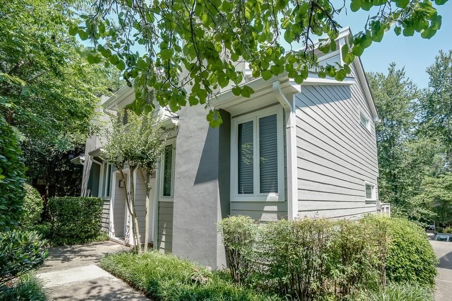 1 bedroom, 1,069 sq ft townhouse sold at 855 Greenwood Avenue B, Atlanta, GA 30306