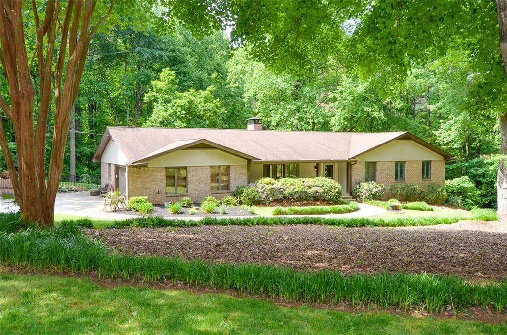 33 Wolverton Court, Stone Mountain, GA 30087 — most recent listing photo