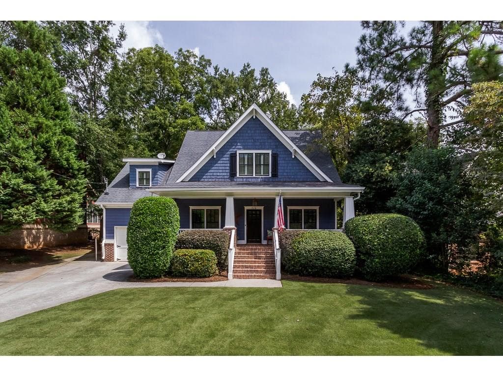 5 bedroom, 3,101 sq ft single family residence sold at 228 Willow Lane, Decatur, GA 30030