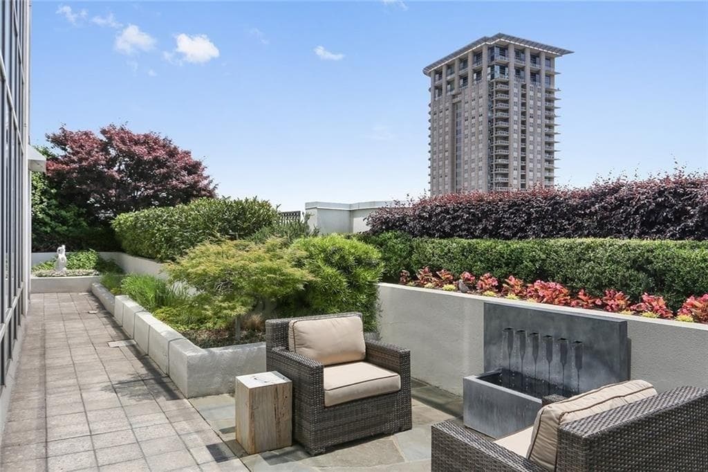 2828 Peachtree Road 601, Atlanta, GA 30305 — most recent listing photo