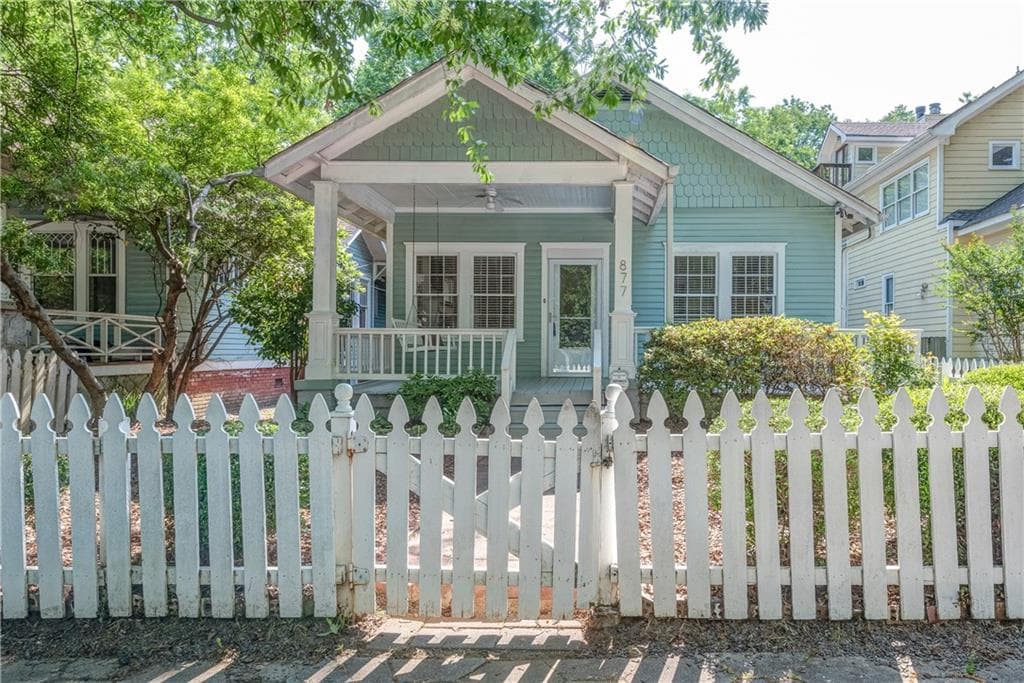 2 bedroom single family residence sold at 877 Monroe Circle, Atlanta, GA 30308
