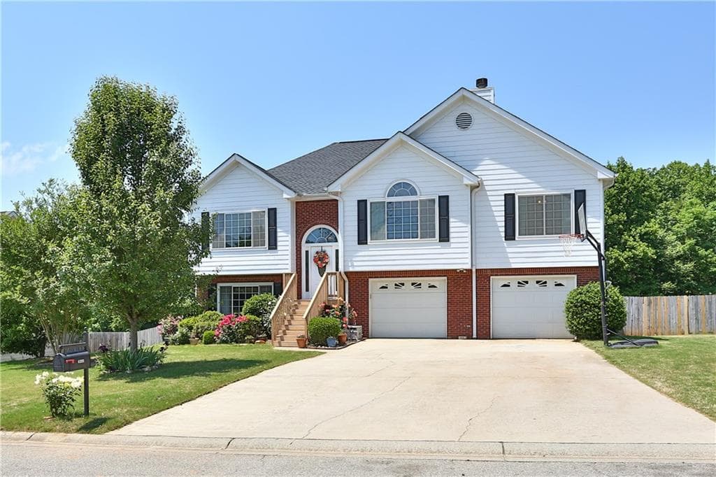 6391 Magnetic Point, Flowery Branch, GA 30542 — most recent listing photo