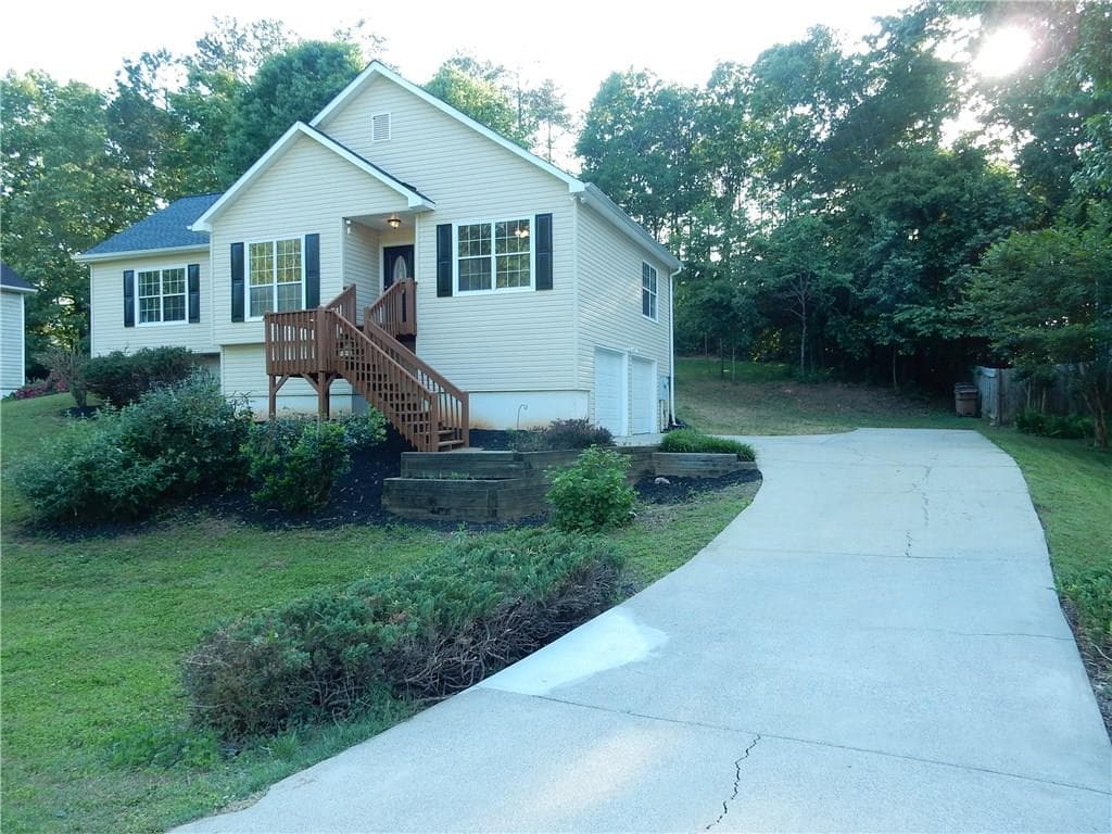 608 Glendale Forest Drive, Woodstock, GA 30189 — most recent listing photo