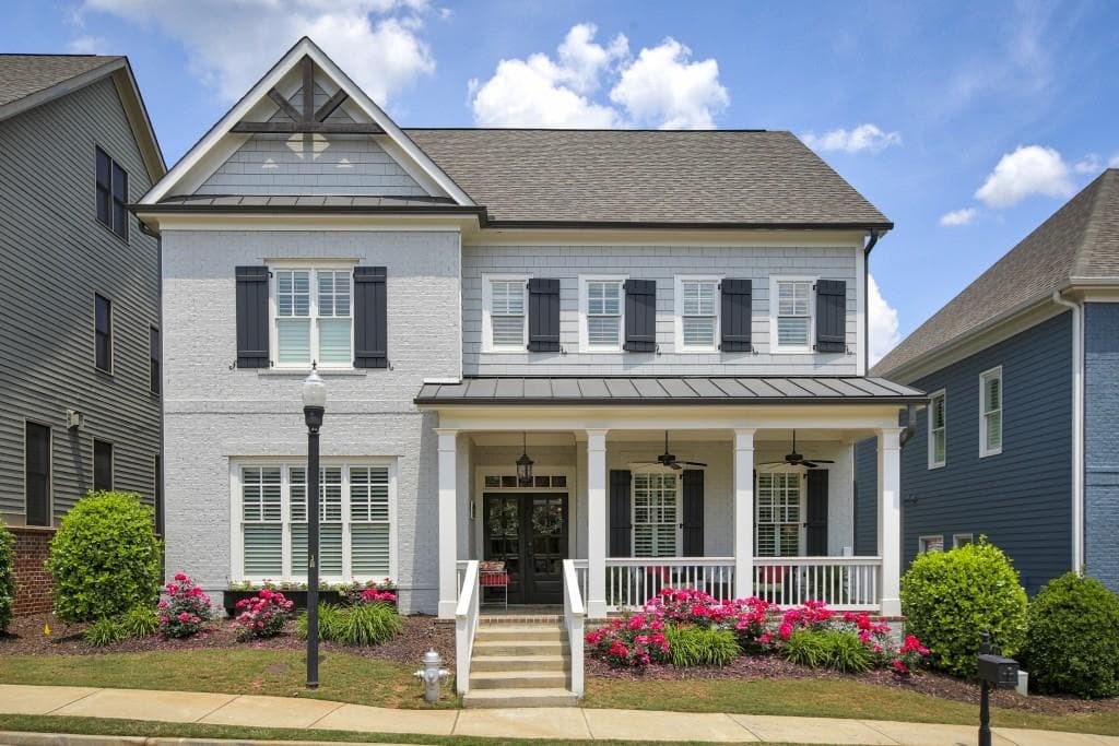 5 bedroom, 4,012 sq ft single family residence sold at 676 Dunbrody Drive, Alpharetta, GA 30004