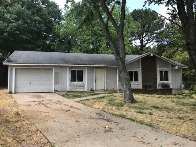 209 Peachtree Court, Riverdale, GA 30274 — most recent listing photo