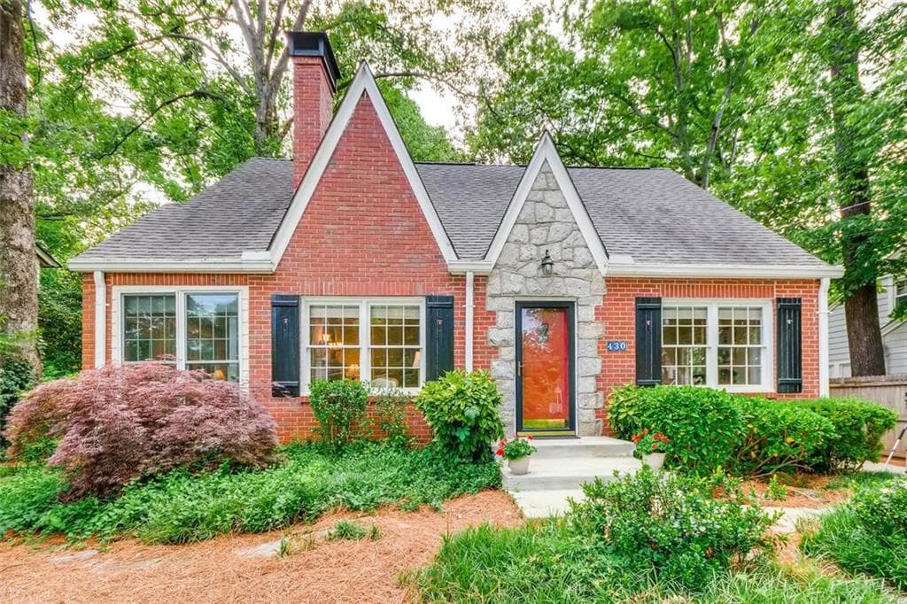 3 bedroom, 1,983 sq ft single family residence sold at 430 Ridgewood Road, Atlanta, GA 30307