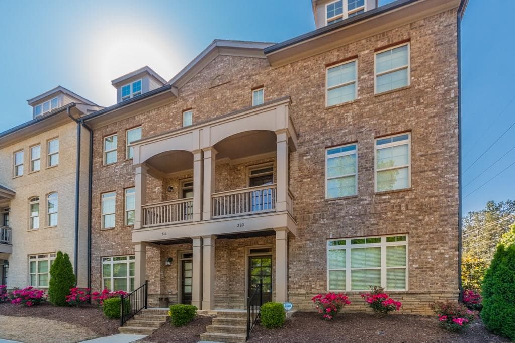 520 Leighton Woods Court, Smyrna, GA 30080 — most recent listing photo