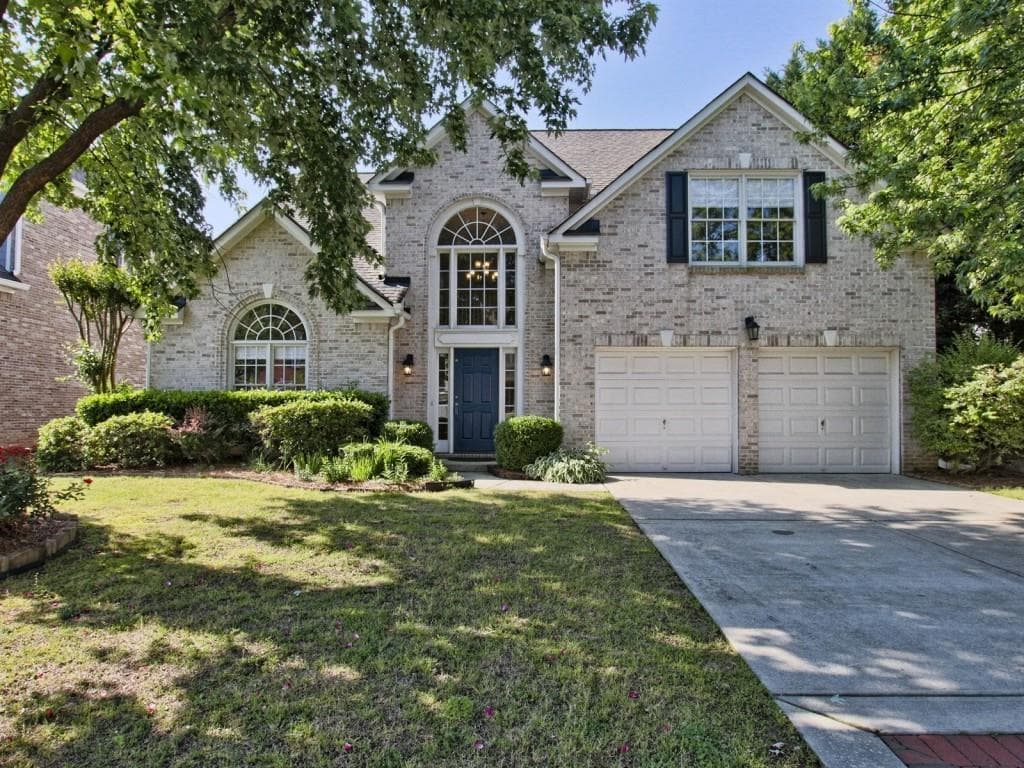 5 bedroom, 3,052 sq ft single family residence sold at 4209 Norbury Court, Smyrna, GA 30080
