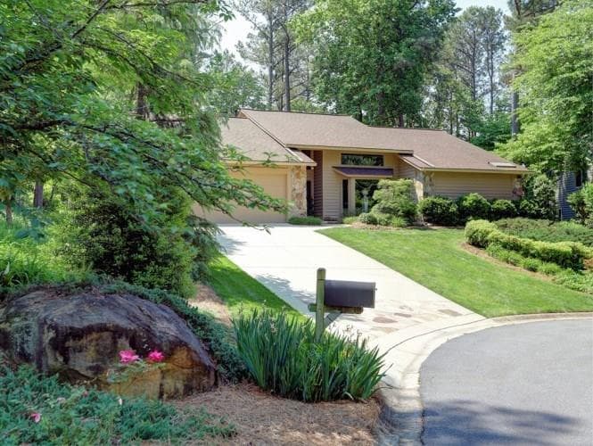 4030 Muirfield Lane, Marietta, GA 30068 — most recent listing photo