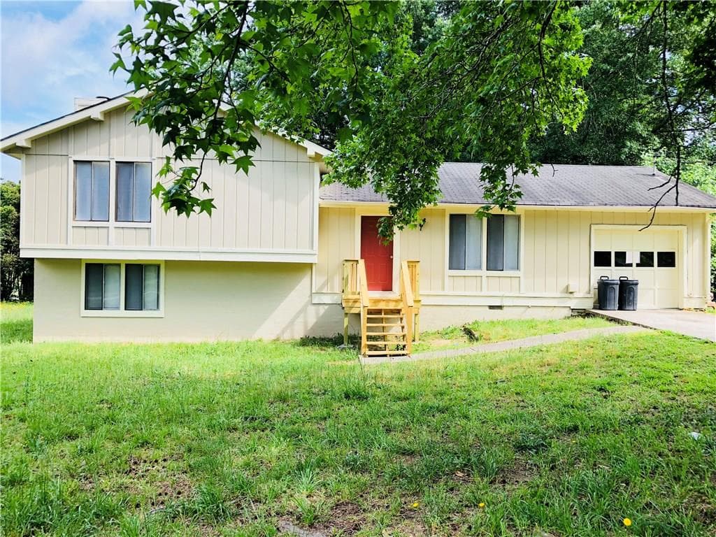 4 bedroom, 1,728 sq ft single family residence sold at 489 Village Run, Lawrenceville, GA 30046