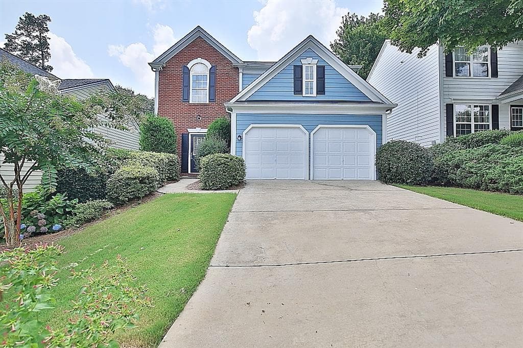 3 bedroom, 1,976 sq ft single family residence sold at 5056 Bright Hampton Drive, Atlanta, GA 30339