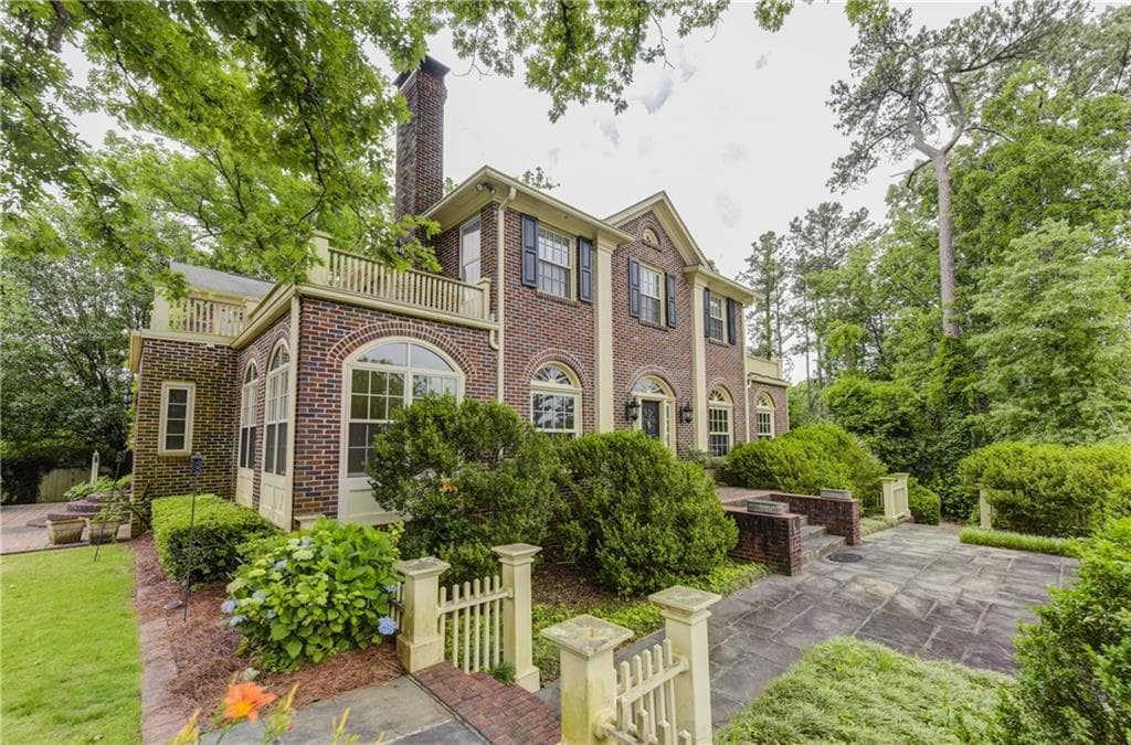 5 bedroom single family residence sold at 487 Chateaugay Lane, Atlanta, GA 30342