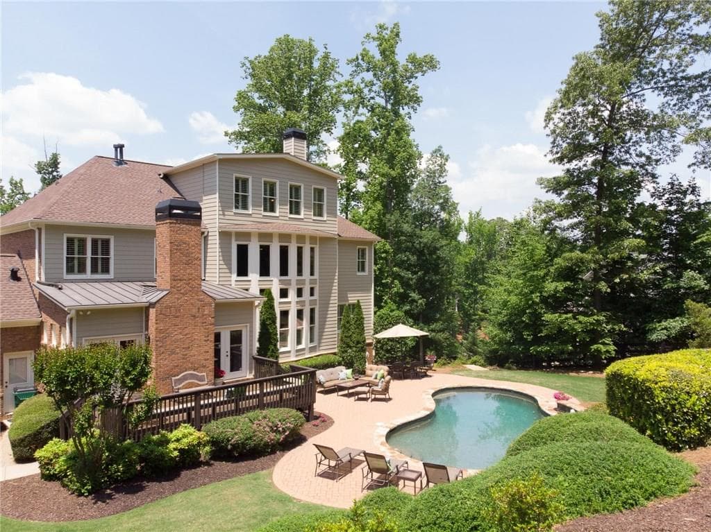 5 bedroom, 5,400 sq ft single family residence sold at 1525 Hamiota Ridge, Milton, GA 30004