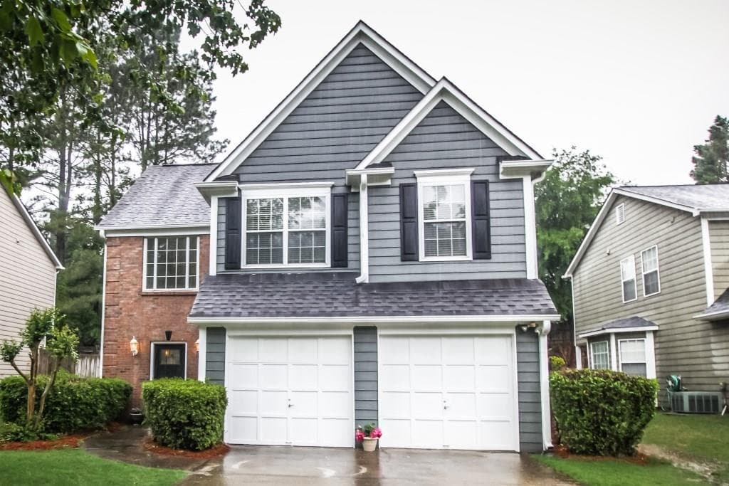 3 bedroom, 2,200 sq ft single family residence sold at 4287 Cabretta Drive, Smyrna, GA 30080