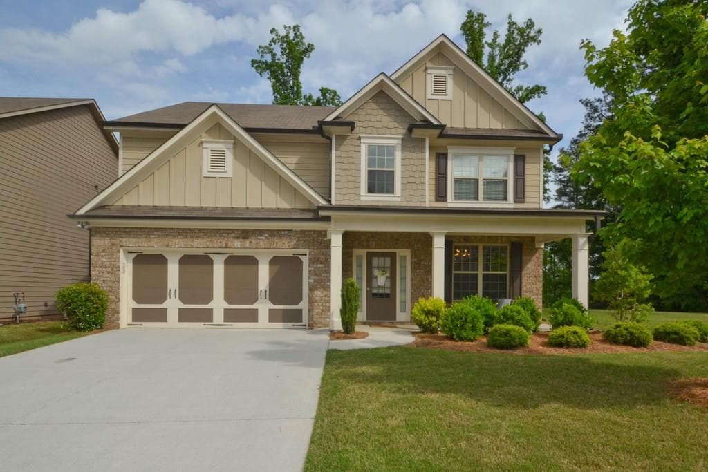 6076 Trail Hikes Drive, Sugar Hill, GA 30518 — most recent listing photo