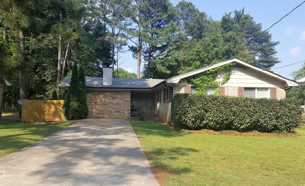 865 Meadow Rock Drive, Stone Mountain, GA 30083 — most recent listing photo