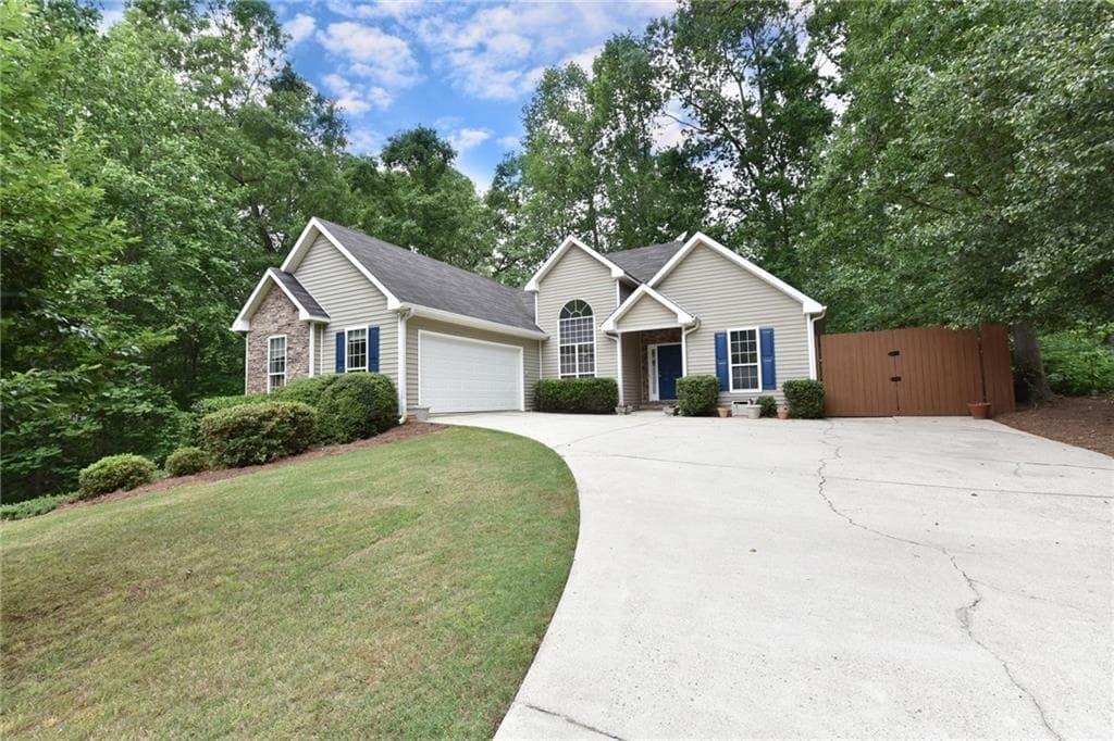 7290 Serenity Place, Cumming, GA 30041 — most recent listing photo