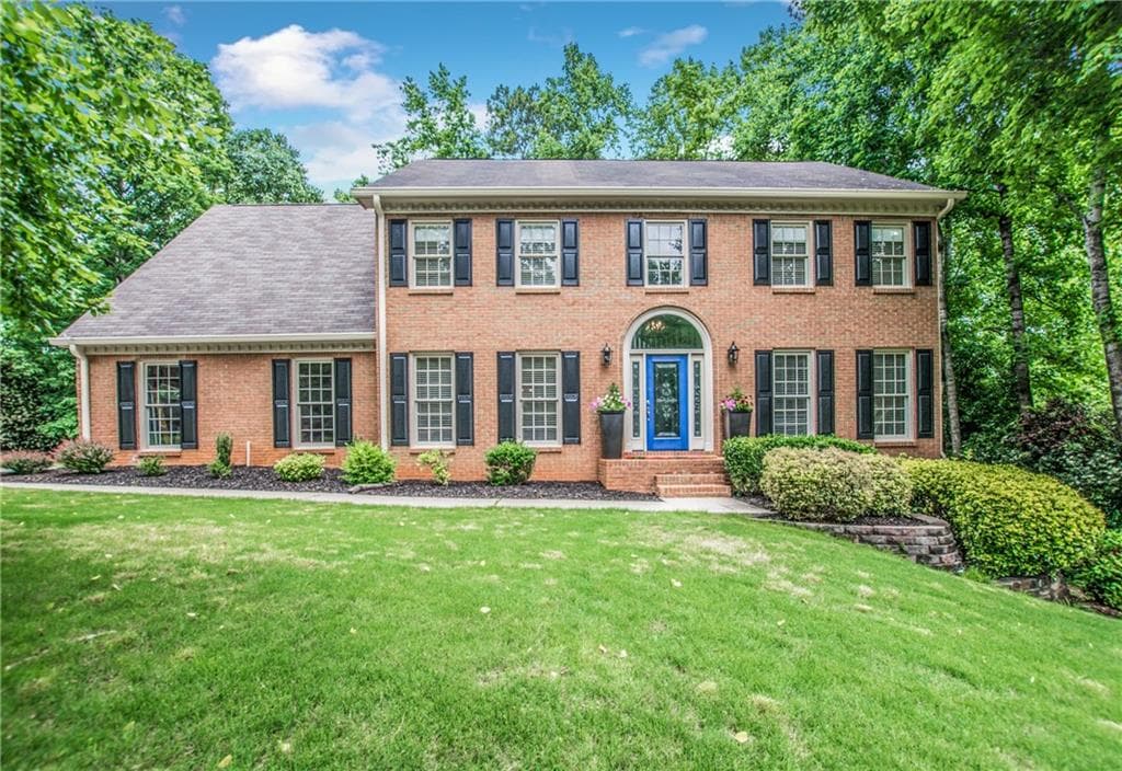 4304 N Smoke Ridge Court, Roswell, GA 30075 — most recent listing photo