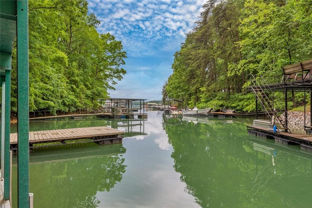 4060 Merritt Drive, Cumming, GA 30041 — most recent listing photo