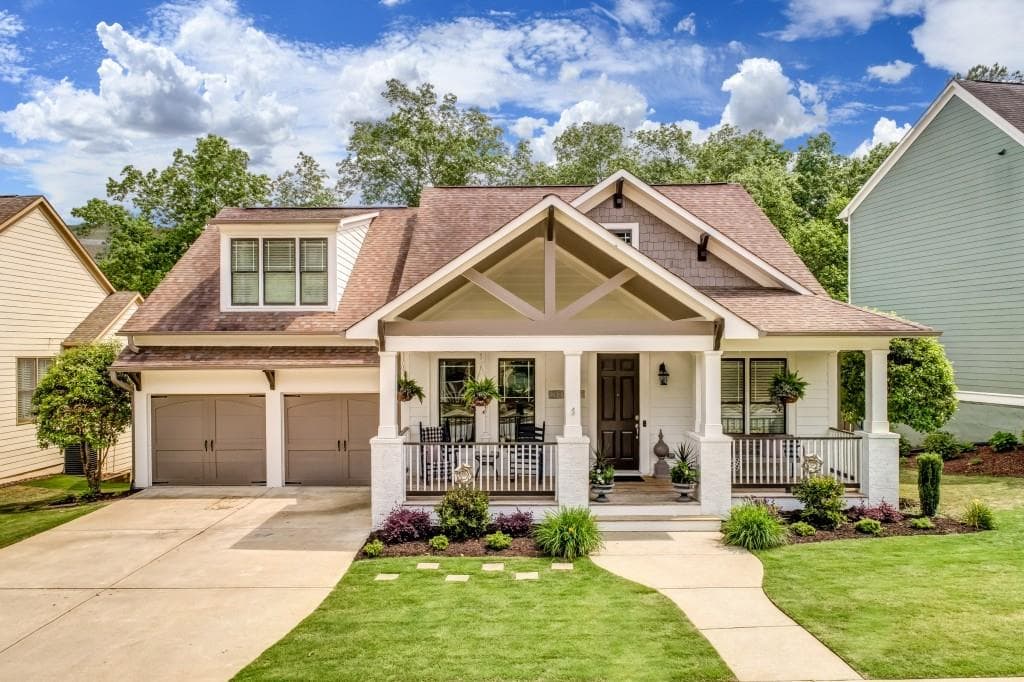 5 bedroom, 4,121 sq ft single family residence sold at 114 Laurel Street, Canton, GA 30114