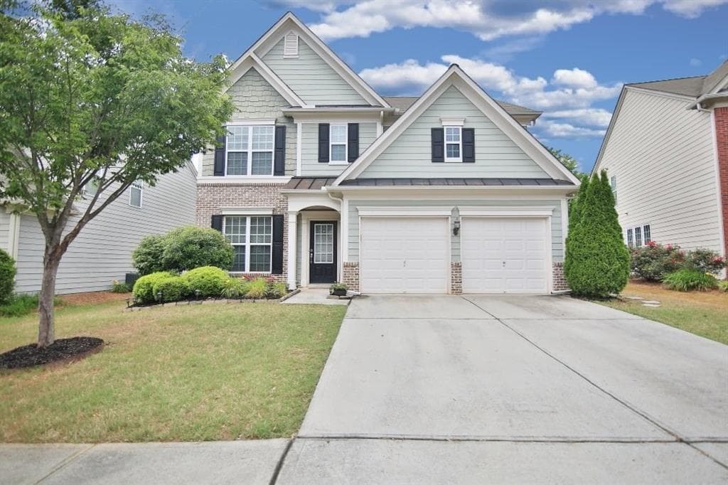 3 bedroom, 2,036 sq ft single family residence sold at 811 Poplar Terrace, Canton, GA 30115
