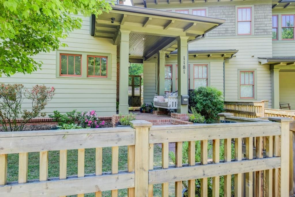 3 bedroom, 2,240 sq ft townhouse sold at 1181 Cleburne Avenue, Atlanta, GA 30307