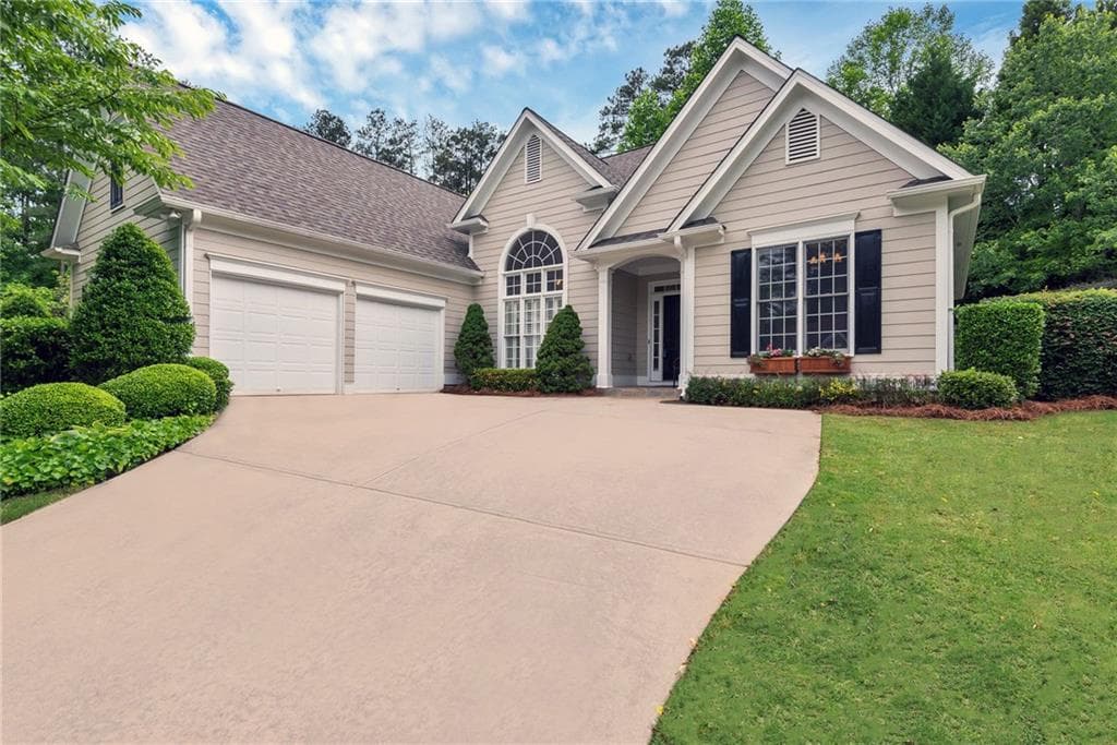 910 Hunts Pointe Cove, Alpharetta, GA 30022 — most recent listing photo