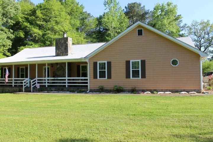 205 County Line Court, Fayetteville, GA 30215 — most recent listing photo