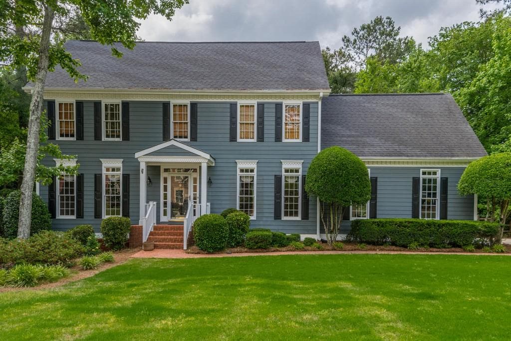 5 bedroom, 4,311 sq ft single family residence sold at 913 Hawkhorn Court, Alpharetta, GA 30005