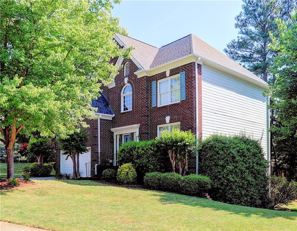 1025 Arbor Creek Drive, Roswell, GA 30076 — most recent listing photo