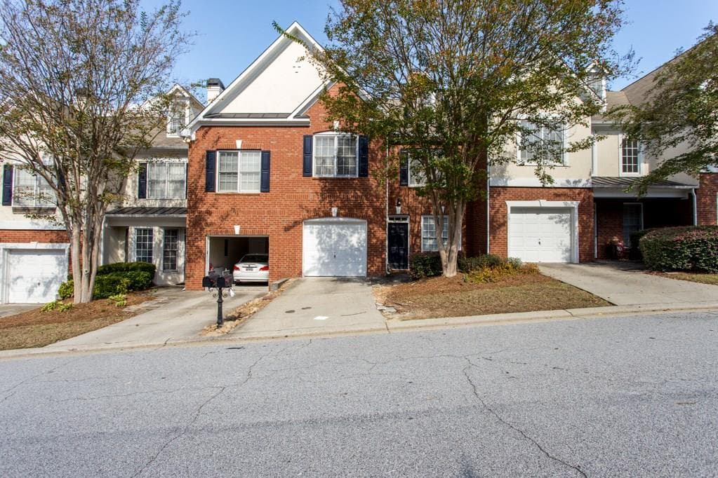 2537 Longcourt Circle, Atlanta, GA 30339 — most recent listing photo