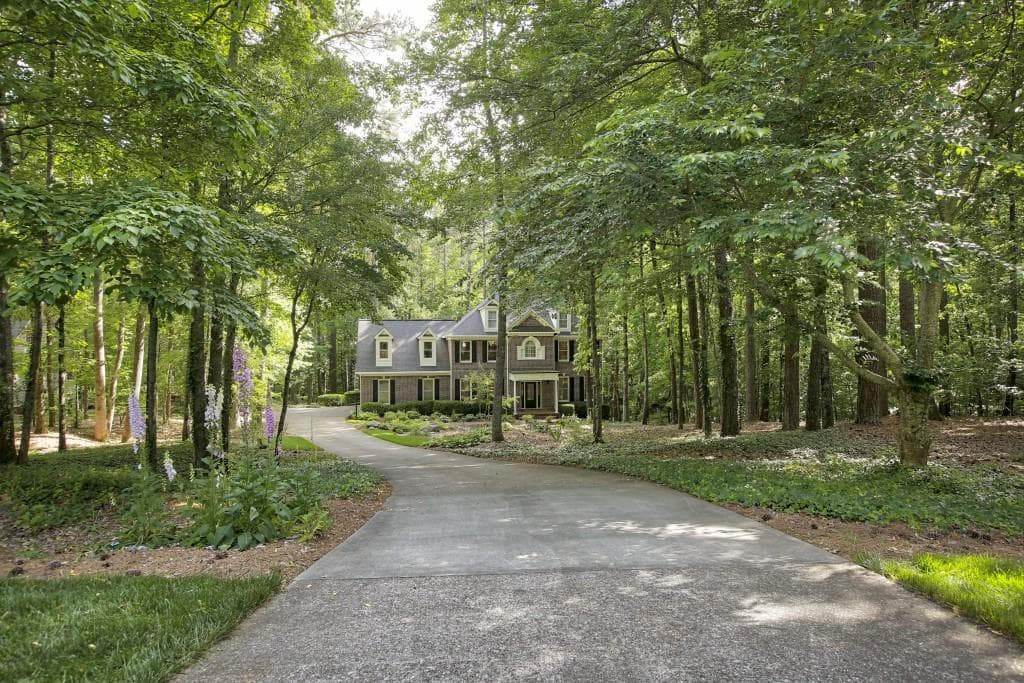 5 bedroom, 4,414 sq ft single family residence sold at 2115 Country Ridge Road, Alpharetta, GA 30004