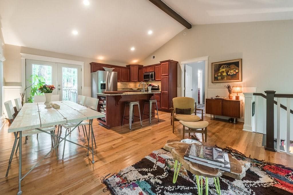 105 Hickory Street, Roswell, GA 30075 — most recent listing photo
