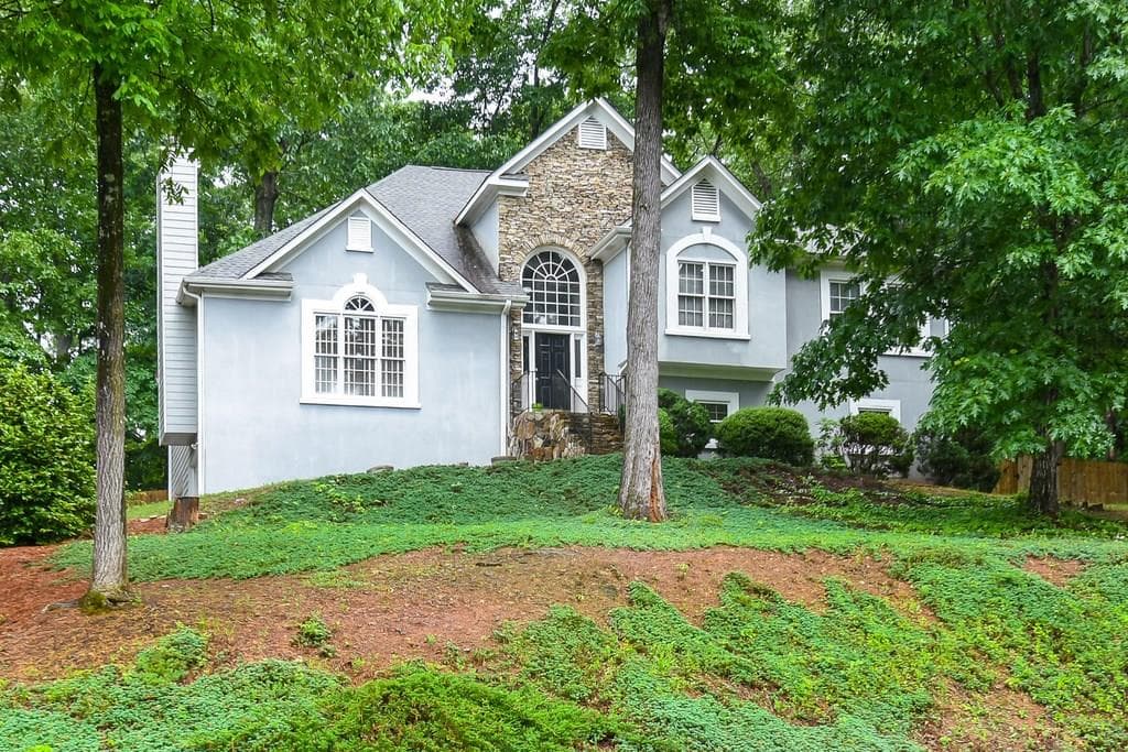 4 bedroom, 3,443 sq ft single family residence sold at 1716 Victoria Way, Kennesaw, GA 30152