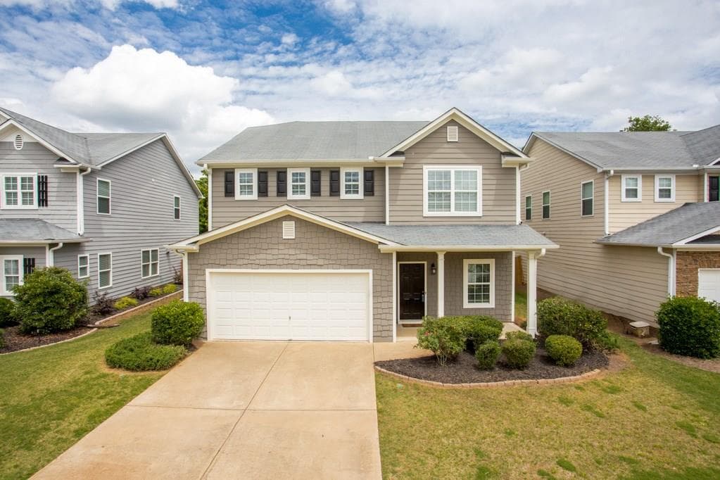 5 bedroom, 2,800 sq ft single family residence sold at 285 Parkmont Way, Dallas, GA 30132