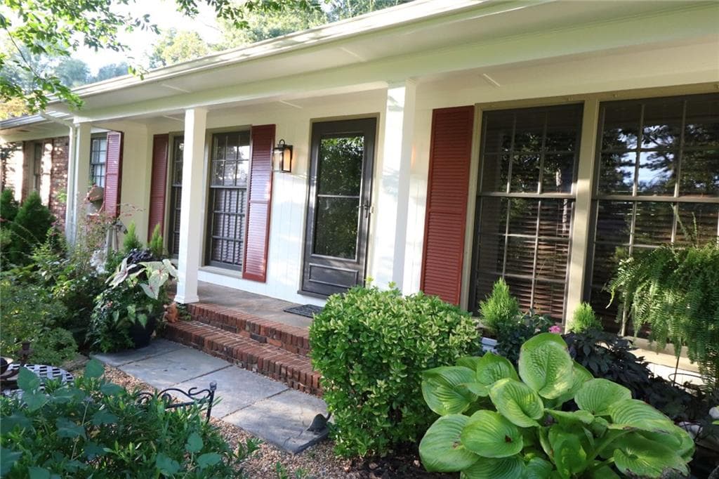 84 Silverwood Road, Sandy Springs, GA 30342 — most recent listing photo