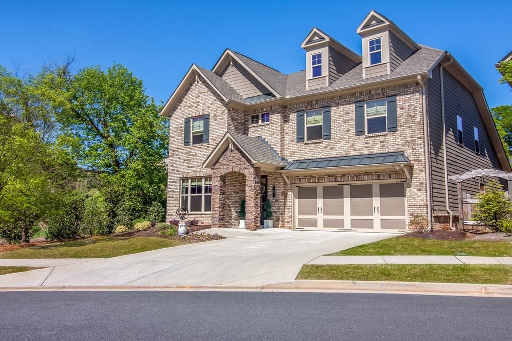 8 PINE Street, Roswell, GA 30075 — most recent listing photo