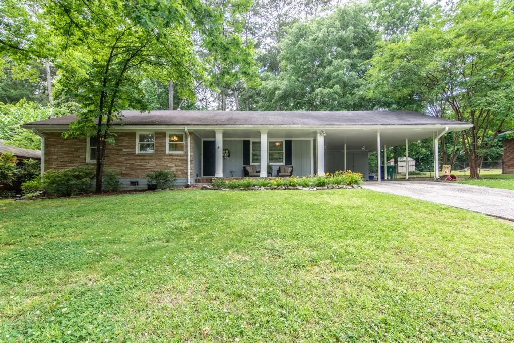 2914 Cravenridge Drive, Brookhaven, GA 30319 — most recent listing photo