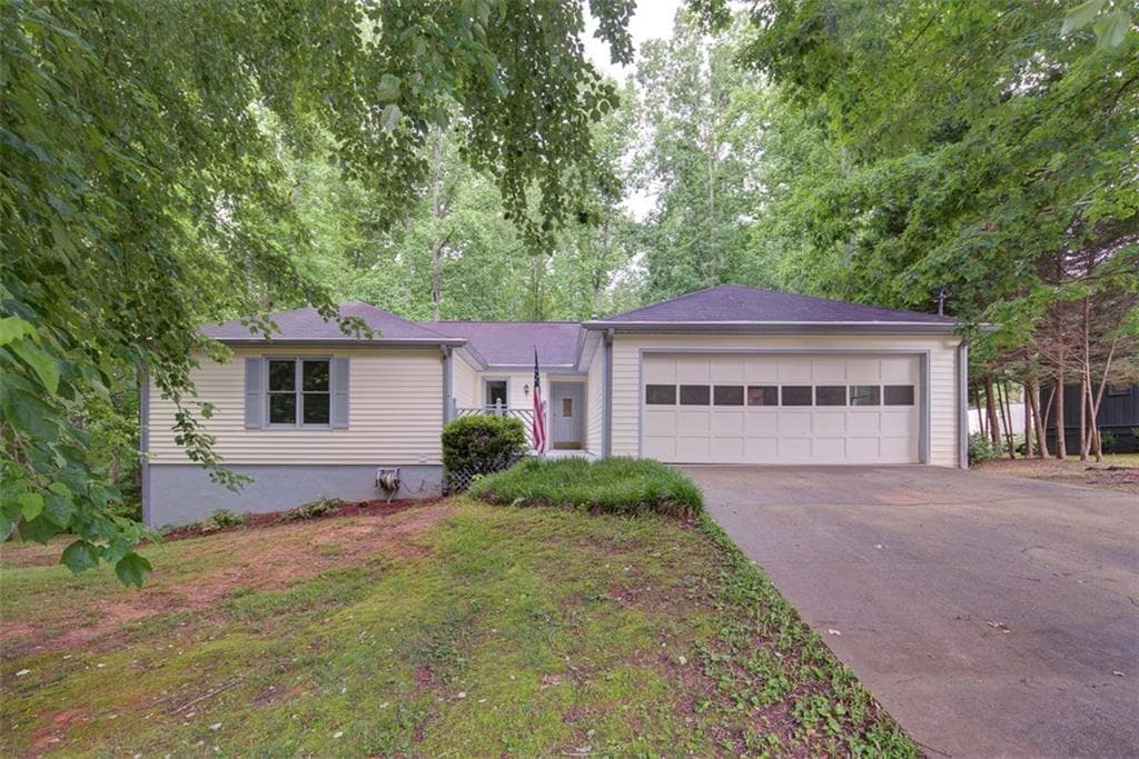 4416 Oak Creek Point, Gainesville, GA 30506 — most recent listing photo